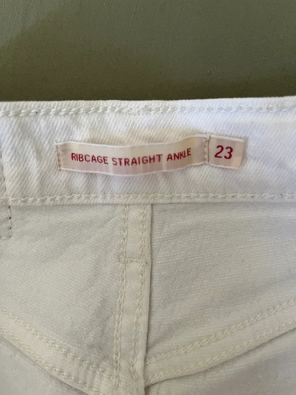 Ribcage Straight Ankle Jeans - Image 6