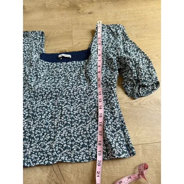 EUC Abercrombie & Fitch Blouse Floral Puff Sleeve Square Neck Feminine Crop SZ S - Image 5