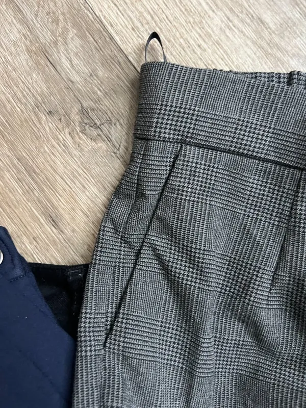 Babaton size 0 dress pants - Image 9
