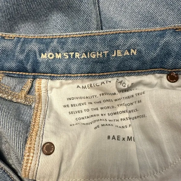 American Age American Eagle AE Stretch Mom Straight Jean Blue Medium Wash‎ Womens Size 8 - Image 3