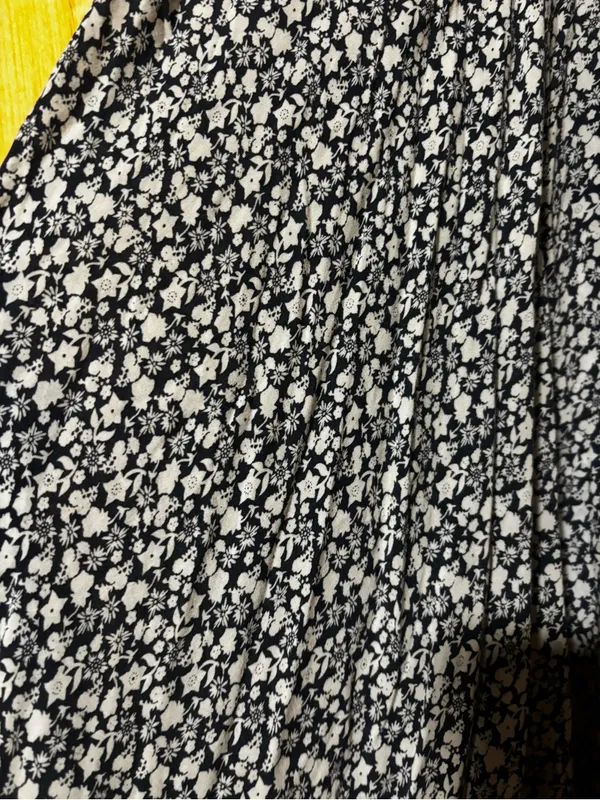 Mustard Seed Floral Handkerchief Hem Jumpsuit /Romper Size S‎ - Image 6