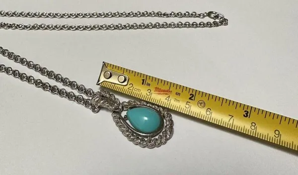 Women’s Signed Avon Turquoise Blue Colored Silver Tone Double Strand Necklace - Image 8