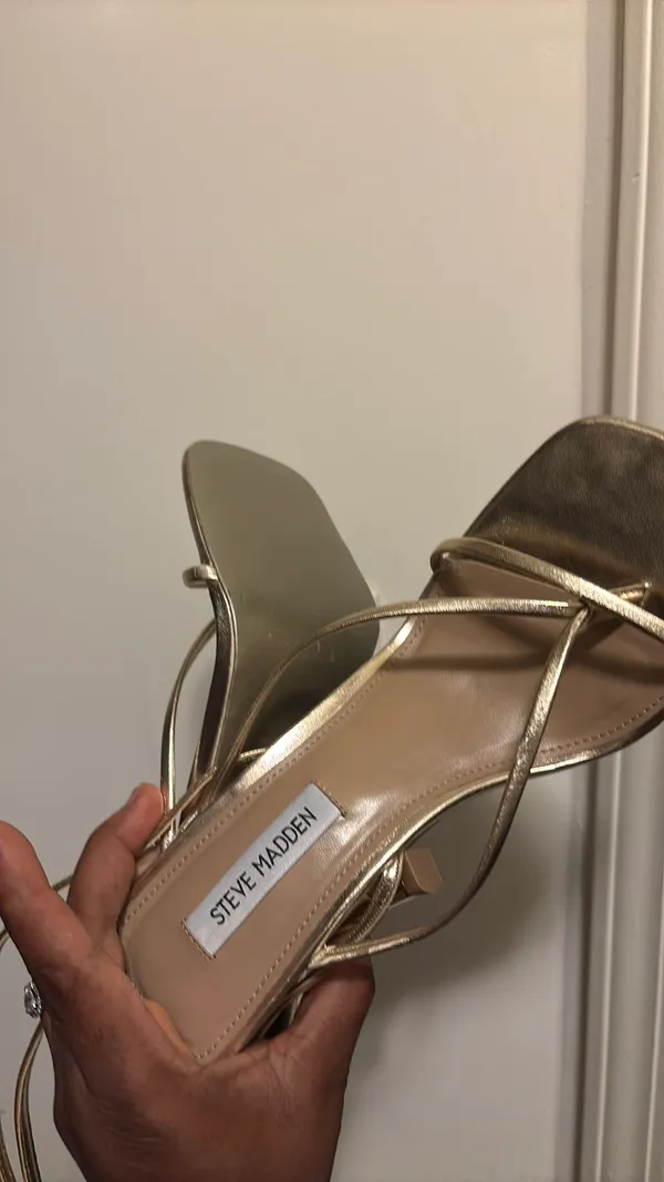 Sandals Steve Madden Gold Strappy Square Toe 👡 - Image 3