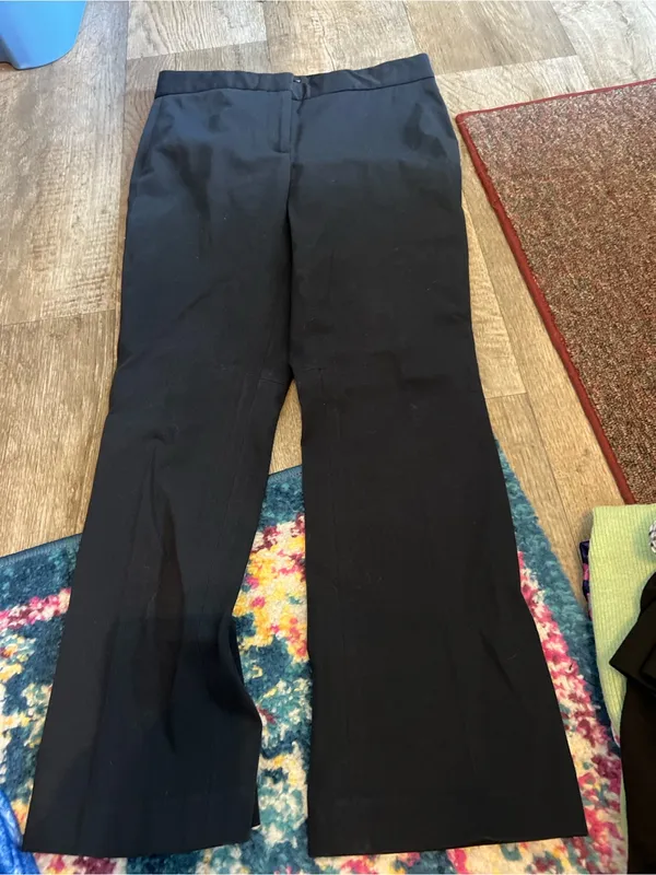 Theory navy cropped flare pants size 0 - Image 7