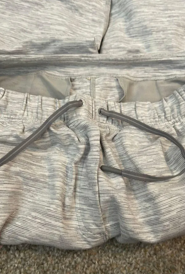Lululemon On The Fly Pants - Image 7