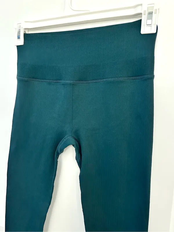 ALO Yoga Seamless Ribbed Mindful Movement Legging Midnight Green XS - Image 4