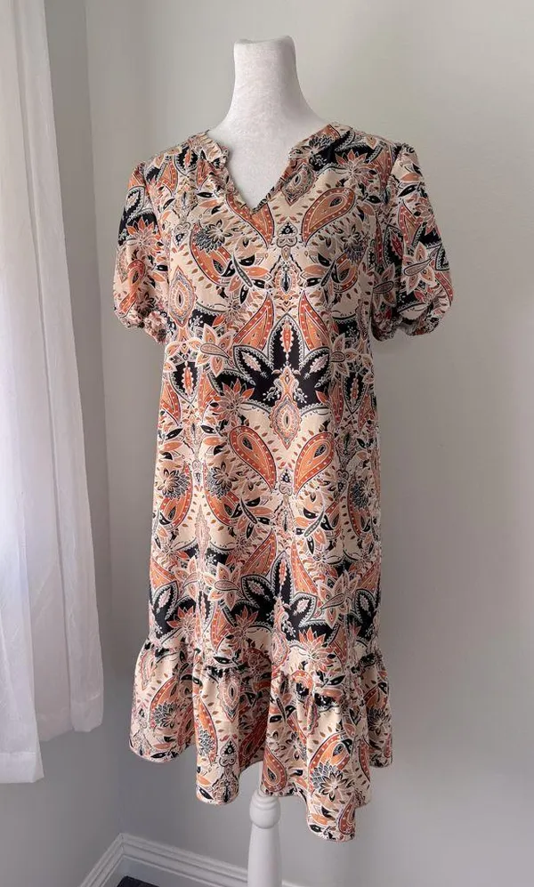 Multicolored Floral Print Ruffle Hem V-Neck Short Sleeve Knee Length Dress - Image 2
