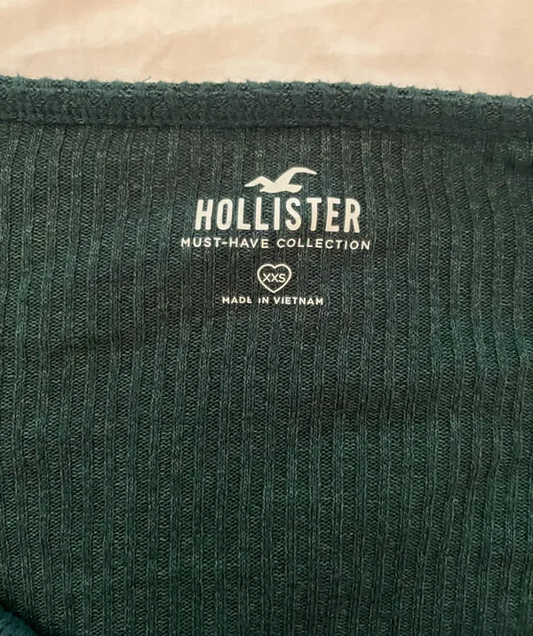 Hollister Long Sleeve - Image 3