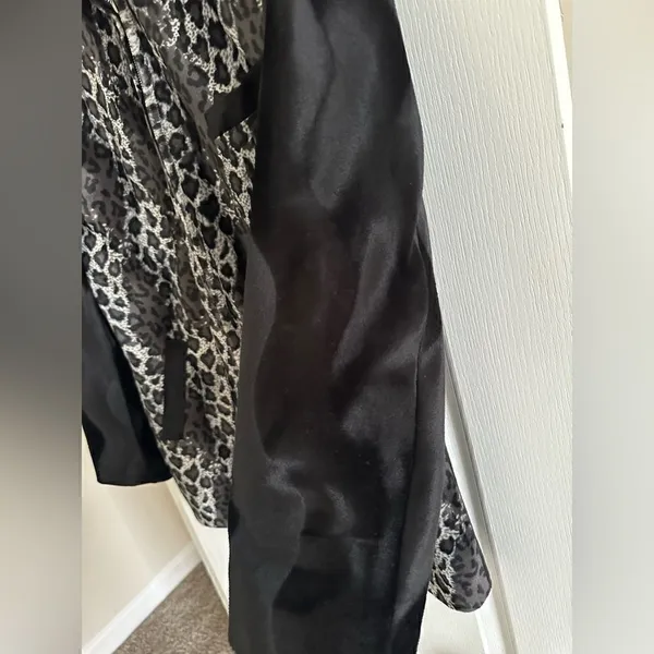 Pronti collection by phita Leopard / Cheetah print Jacket size M - Image 3