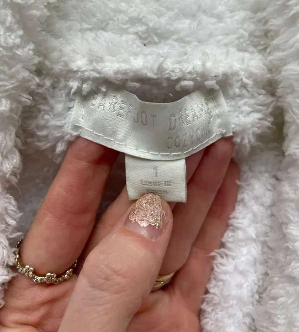 White Cozy Robe - Image 3