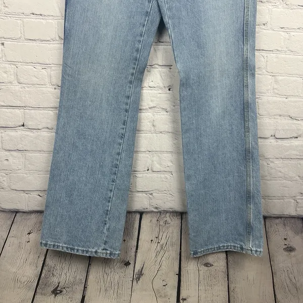 Gap Low Rise Boot Cut Denim Jeans Light‎ Wash Size 8R Cotton Patch Pockets - Image 4