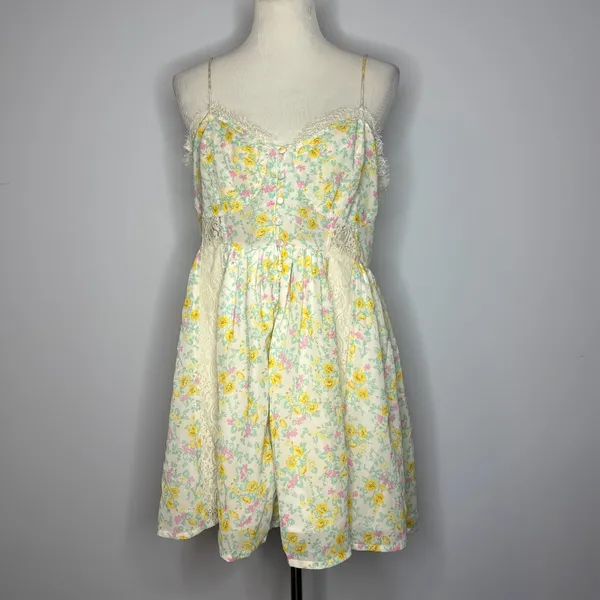 Asos - Lace Trim Button Up Cami Sundress in Ditsy Floral Print - Image 3