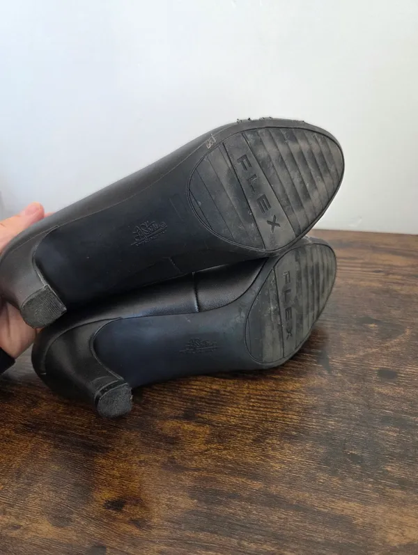 Life Stride Velocity Memory Foam Mickie Heel Shoe Black Professional Size 8.5 M - Image 9