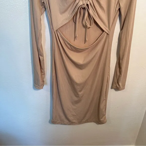 Birch and Stone Women's Size Large Ribbed Mini Dress Beige Cut‎ Out Cinched - Image 7