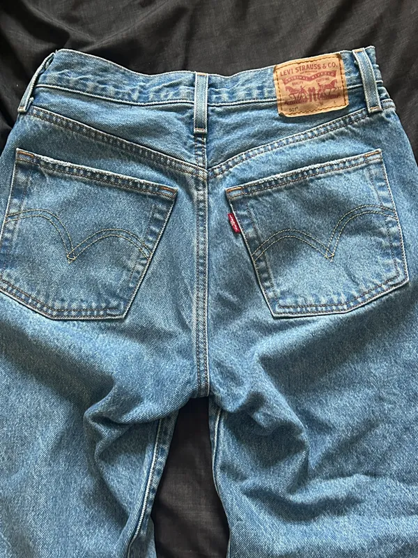 Jeans - Image 2