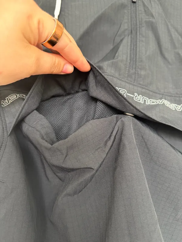Under Armour Black Windbreaker Rain Jacket - MD/M - Image 4