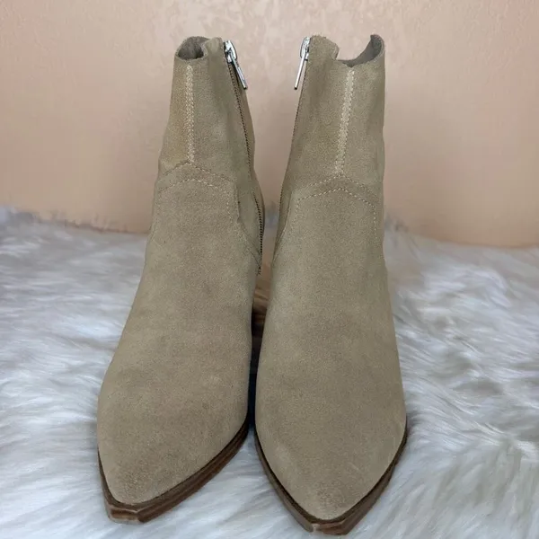 Steve Madden Cate Sand Suede Block Heel Pointed Toe Pull On Ankle Boots Size 8 - Image 4