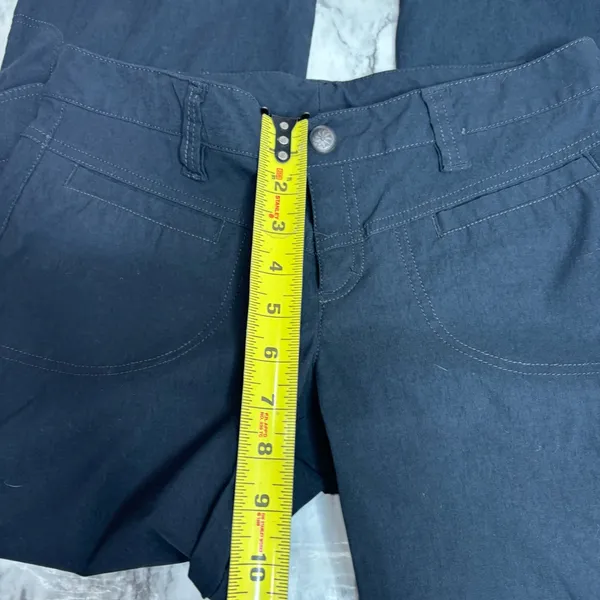 Athleta Size 4 P Black Pants workout dance casual - Image 4