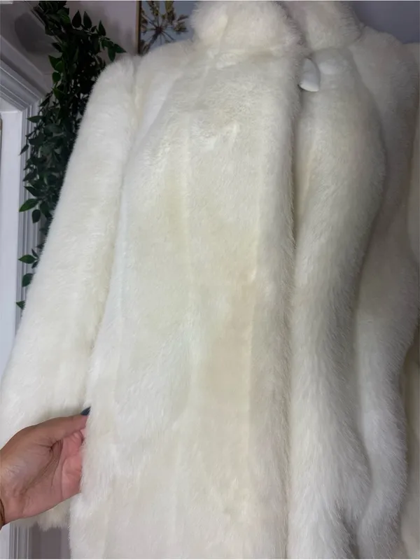 Vintage Women's Cream Faux Fur Jacket Front Button Made In USA Size XL Coat - Image 11