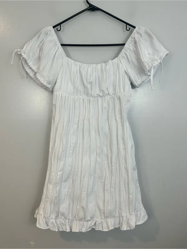 Kimchi Blue White Pleated Short Sleeve Bow Back Babydall Mini Dress Size XS - Image 3