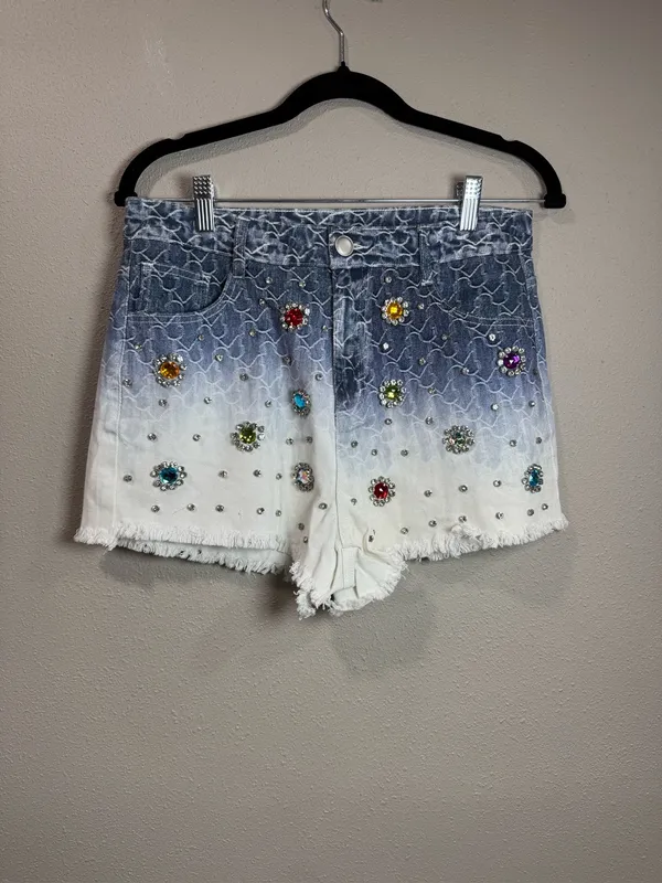 NWT Bedazzled Shorts Rainbow Ombré Shorts Blue Size M - Image 3