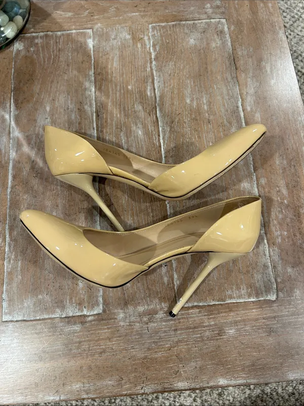 Gucci D’Orsay Patent Leather Pumps - Image 2