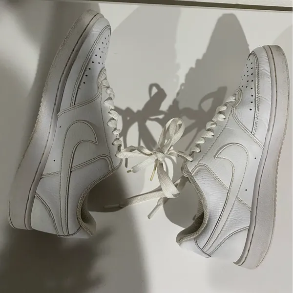 Nike White Athletic Sneakers size 9 - Image 6