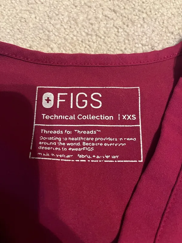 FIGS Scrubs Set - Image 4