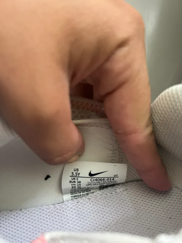 Nike Running Shoes - Image 6