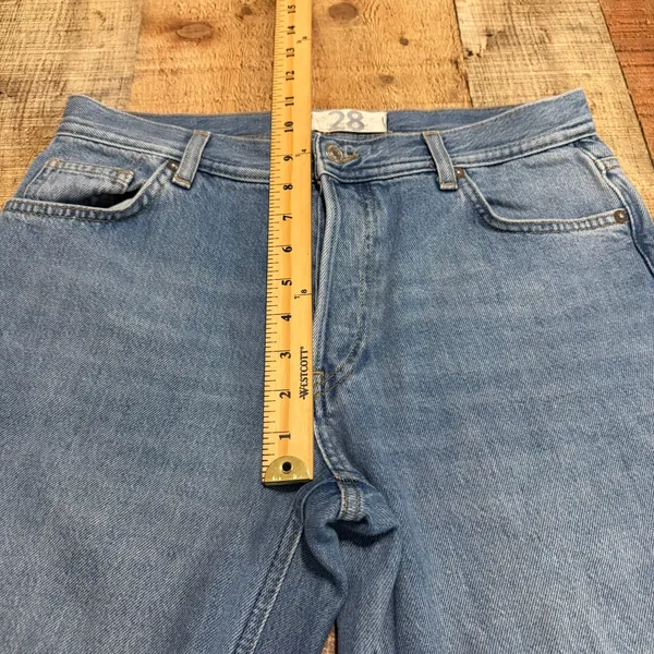 Free People Medium Denim Straight Leg Distressed Maggie Jeans Sz 28 Frayed Hem - Image 7