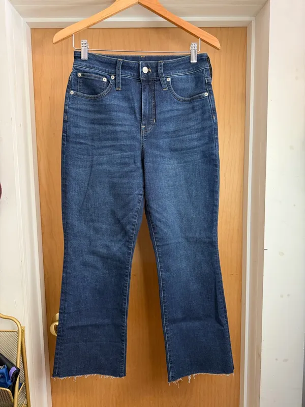J.Crew Women’s Blue Mid-Rise Curvy Kick Out Straight Leg Jeans-StretchySize: 28 - Image 3