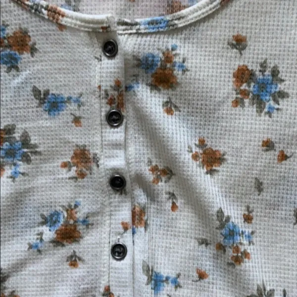 American eagle shirt sleeve - Image 3