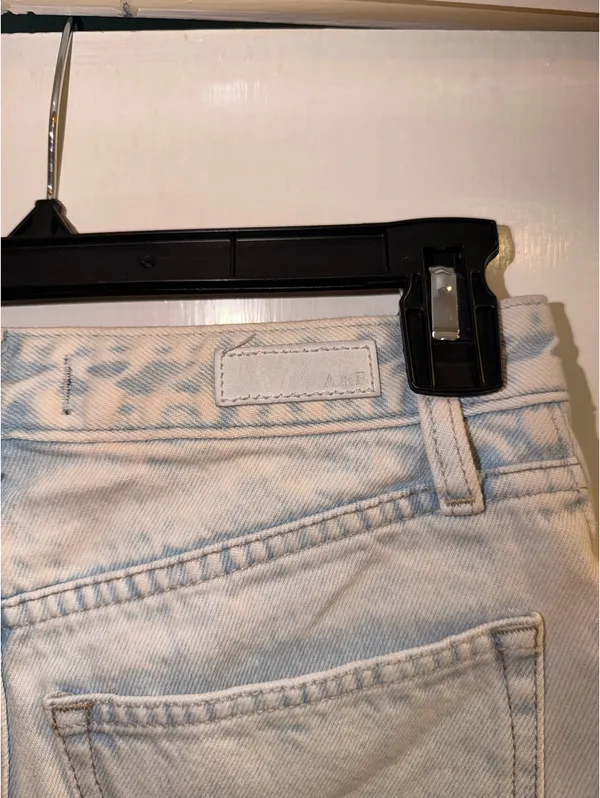 Abercrombie & Fitch Jean shorts - Image 3