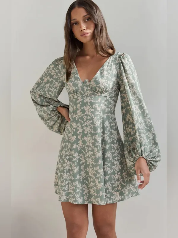 Fortunate One Garden Chic Mini Dress Green & White Floral. Voluminous Sleeves - Image 6