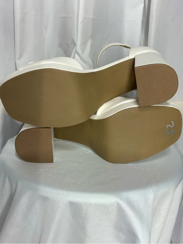 New Report White Platform Ankle-Strap Sandals with Bow Accent Size 9 - Image 6
