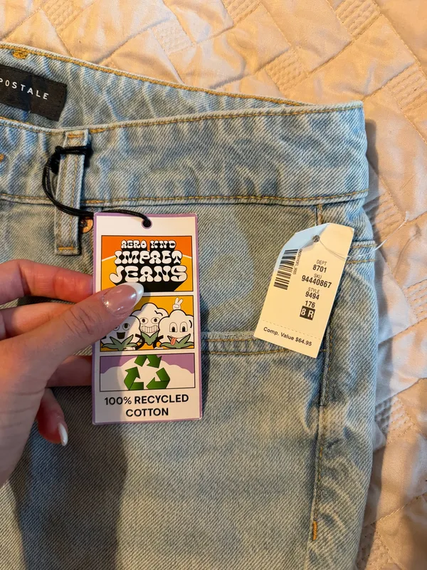 Aeropostale Low-Rise 90s Baggy Jeans - Image 6