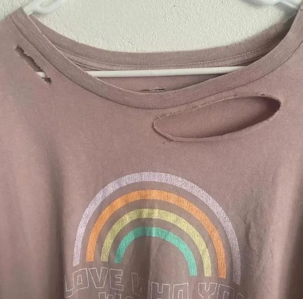 Aerie 🆕NWOT Distressed Vintage Rainbow Print Oversize Tee L🆕 - Image 5