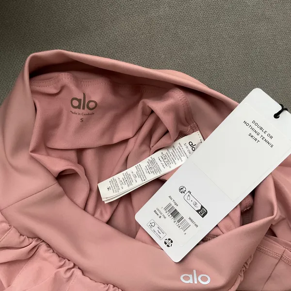 Alo Yoga Double Or Nothing Tennis Skirt Vintage Pink S - Image 4