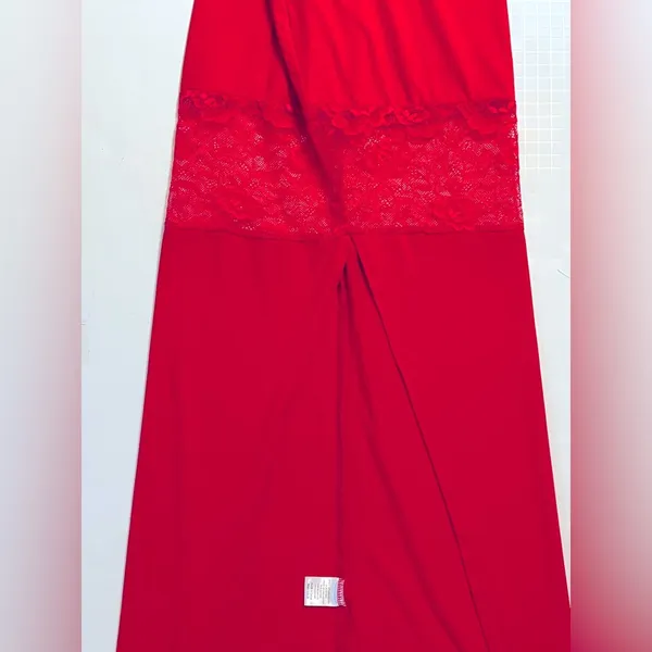 NWT Superdown Gemma Maxi Dress in Red, size XS - Image 8