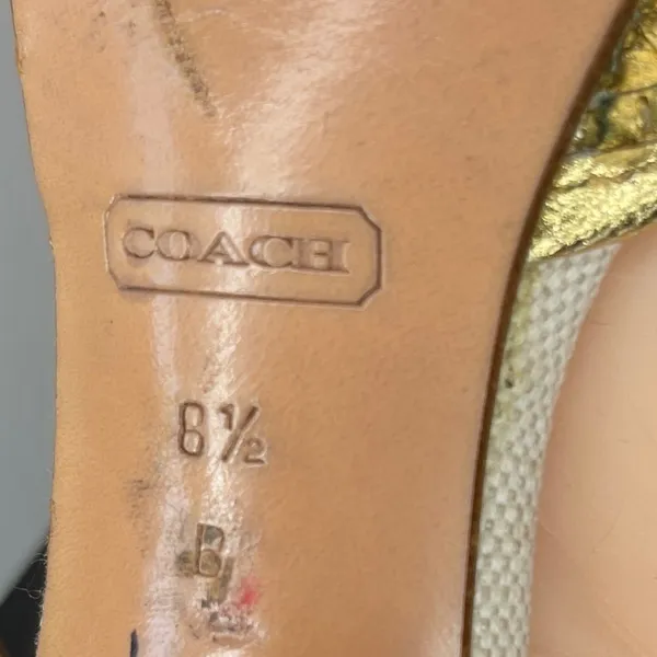 Coach Gold Leather‎ Heels - Image 6
