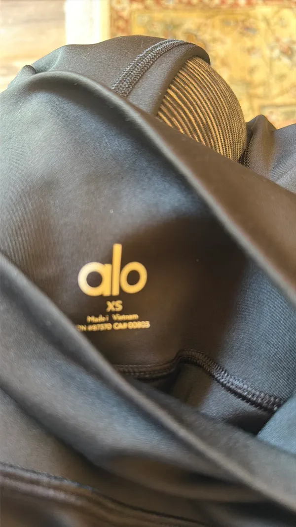 Alo Flare Yoga Pants Black - Image 4