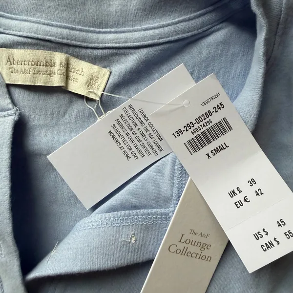 Abercrombie & Fitch lounge collection Sleeve Henley Tee - Image 3