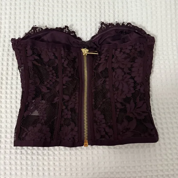 EXPRESS Lace corset Top in Dark Purple - Image 2