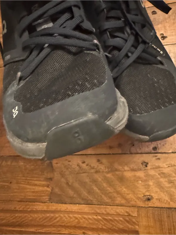 ON RUNNING Cloudflyer 5 Running Shoe‎ Black Size 9 - Image 7