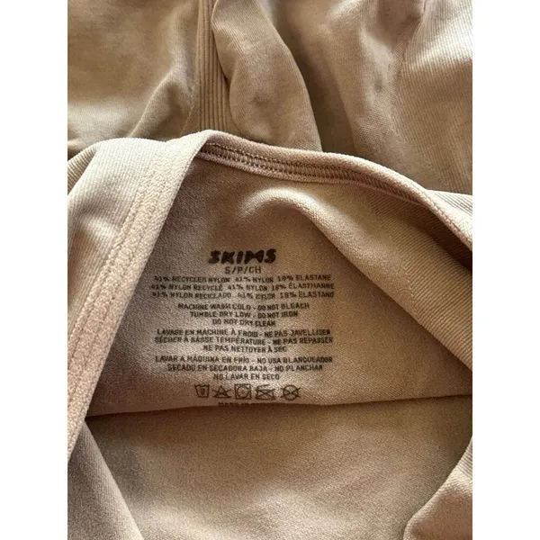 Skims Seamless Sculpt Mid Thigh Bodysuit Clay Size Small - Image 9