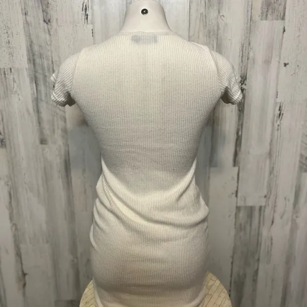 Pretty Little Thing White dress - Image 3