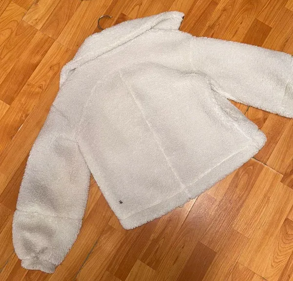 Lululemon Sherpa Jacket - Image 3