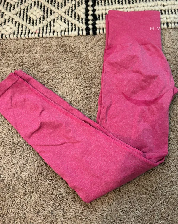 NVGTN Seamless Contour Leggings - Image 2