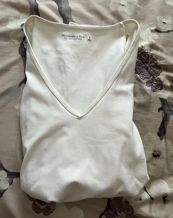 Abercrombie White V Neck Top - Image 2