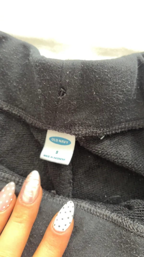 Old Navy low rise mini black shorts with white drawstring, size S  - Image 2